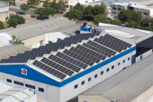 Fotovoltaica sobre tejado Grupo Mersa - Tomelloso (Ciudad Real) 100KW